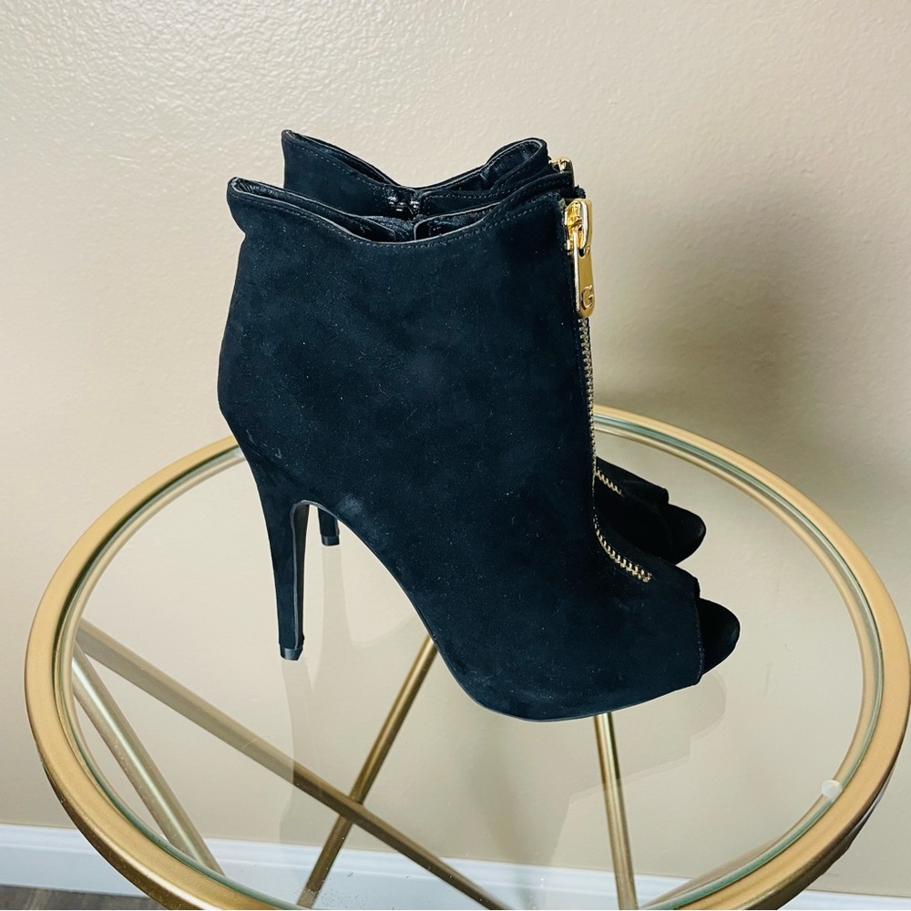 Guess Black Suede High Heels Peep Toe 4 Inch Zip Up Open Toe Heels 8 M New - Picture 5 of 10